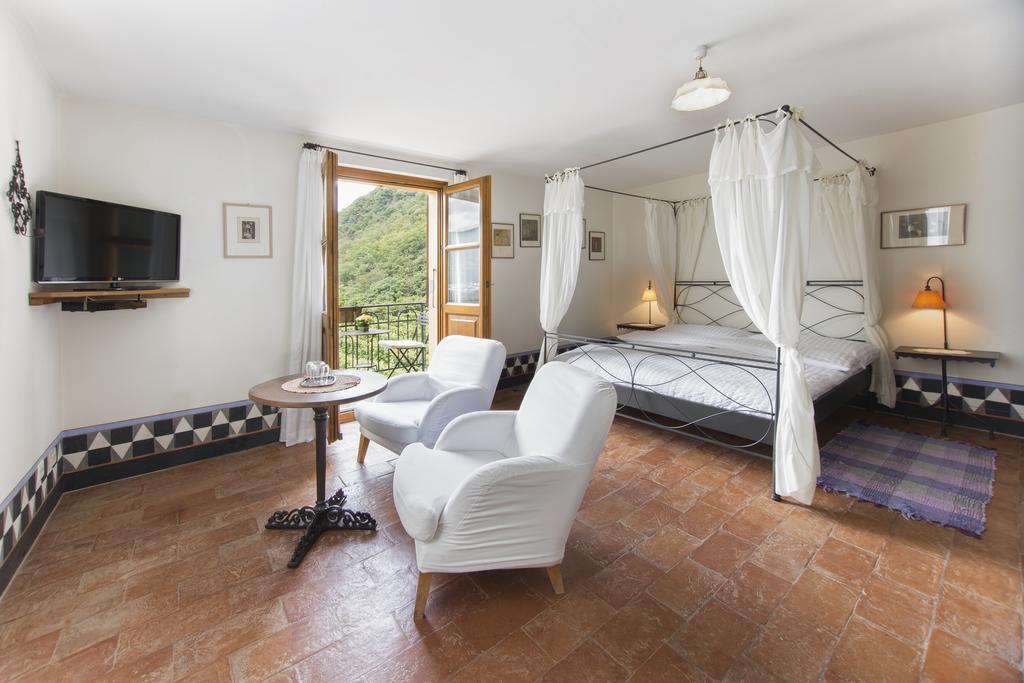 Fattoria L'amorosa 3* Sementina